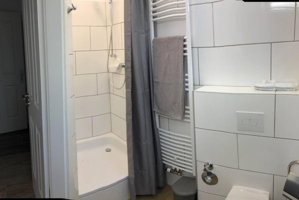 Apartmenthaus Am Bahnhof Detmold Esterno foto