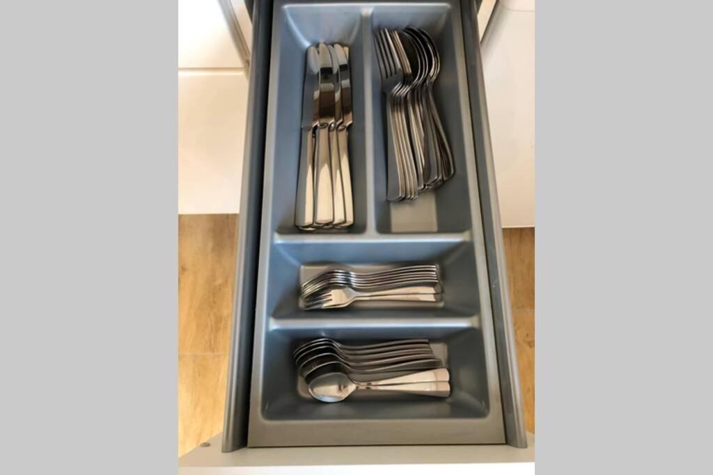 Apartmenthaus Am Bahnhof Detmold Esterno foto