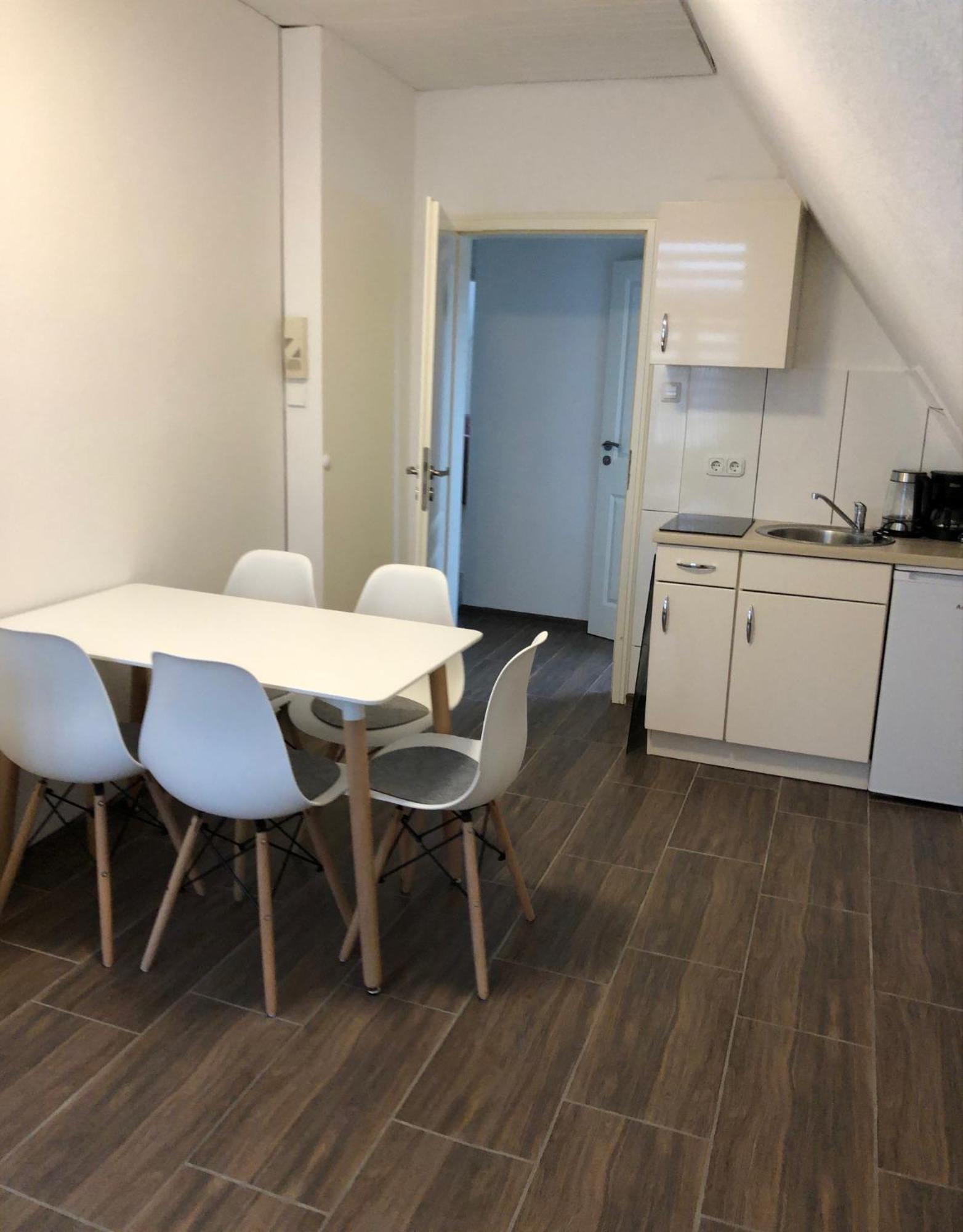Apartmenthaus Am Bahnhof Detmold Esterno foto