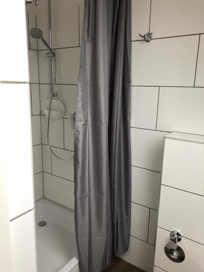 Apartmenthaus Am Bahnhof Detmold Esterno foto