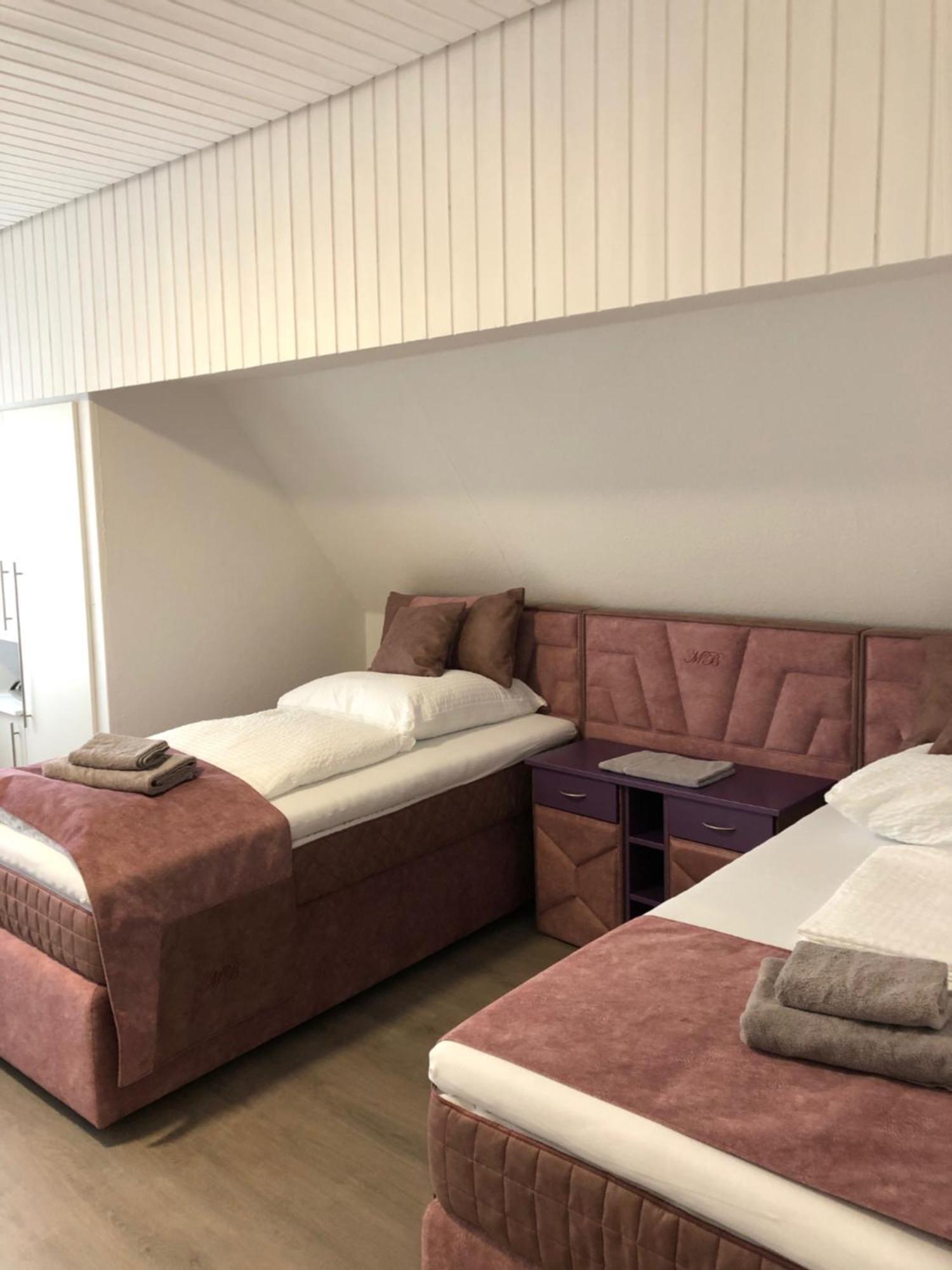 Apartmenthaus Am Bahnhof Detmold Esterno foto
