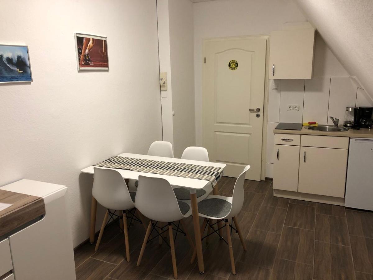 Apartmenthaus Am Bahnhof Detmold Esterno foto
