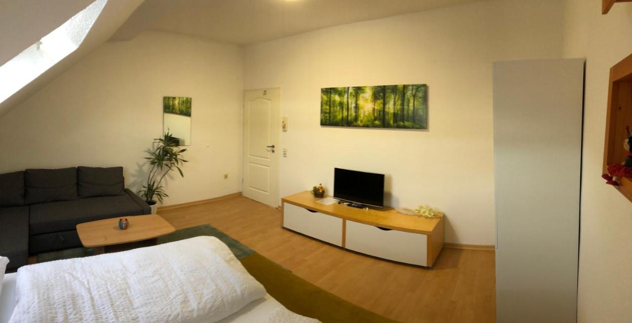 Apartmenthaus Am Bahnhof Detmold Esterno foto